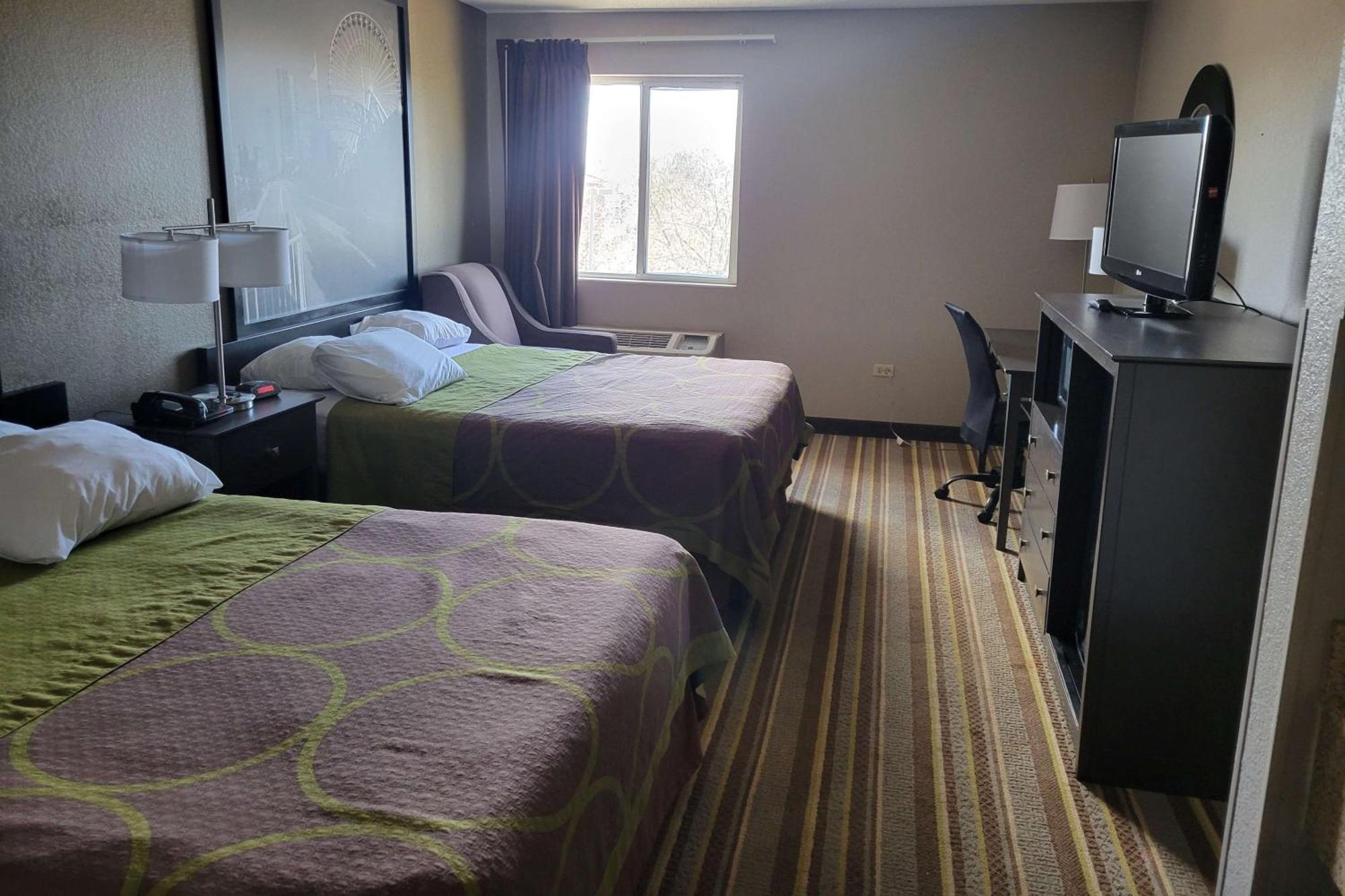 Super 8 By Wyndham Aurora/Naperville Area Zewnętrze zdjęcie